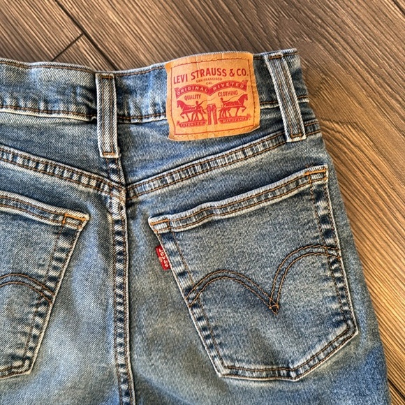 Levi’s wedgie Classic Blue Women's Jeans - Picture 7 of 11